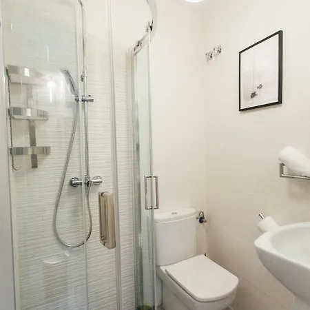 Appartamento Comfortable Duplex- 1bd 2bth- Dean Miranda *