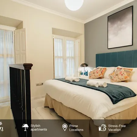 Comfortable Duplex- 1bd 2bth- Dean Miranda *