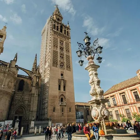 Comfortable Duplex- 1bd 2bth- Dean Miranda Apartman Sevilla